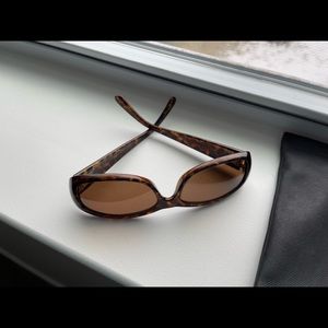 Brown Tortoise Sun glasses